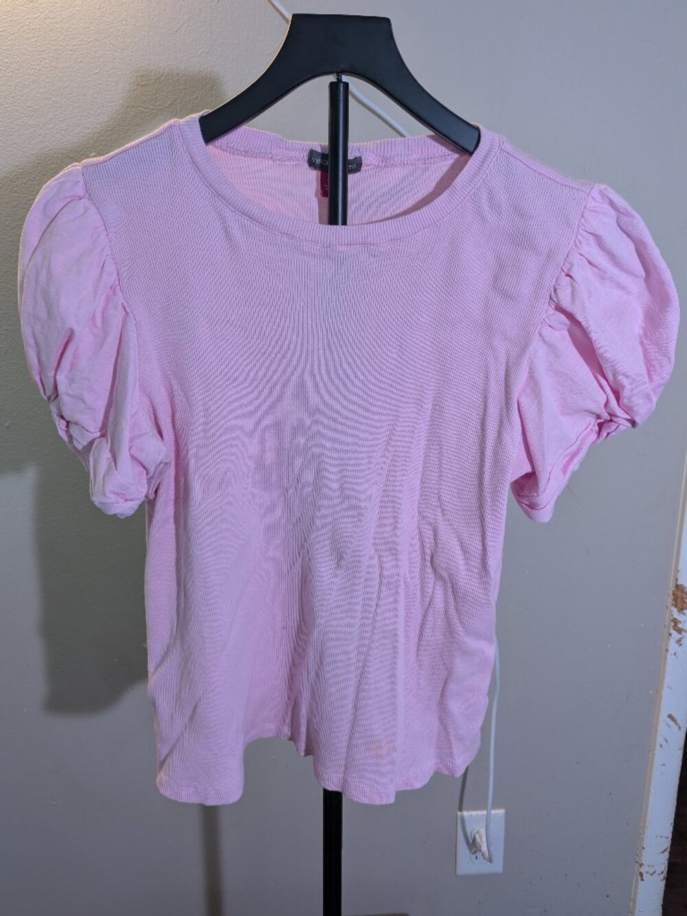 Vince Camuto Light Pink Knit Short Sleeve Shirt w/ Balloon Sleeves